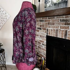 Red and Blue ruffle-edge Blouse